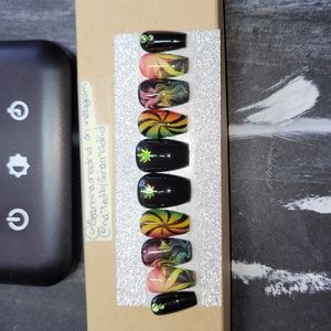 Press on nails